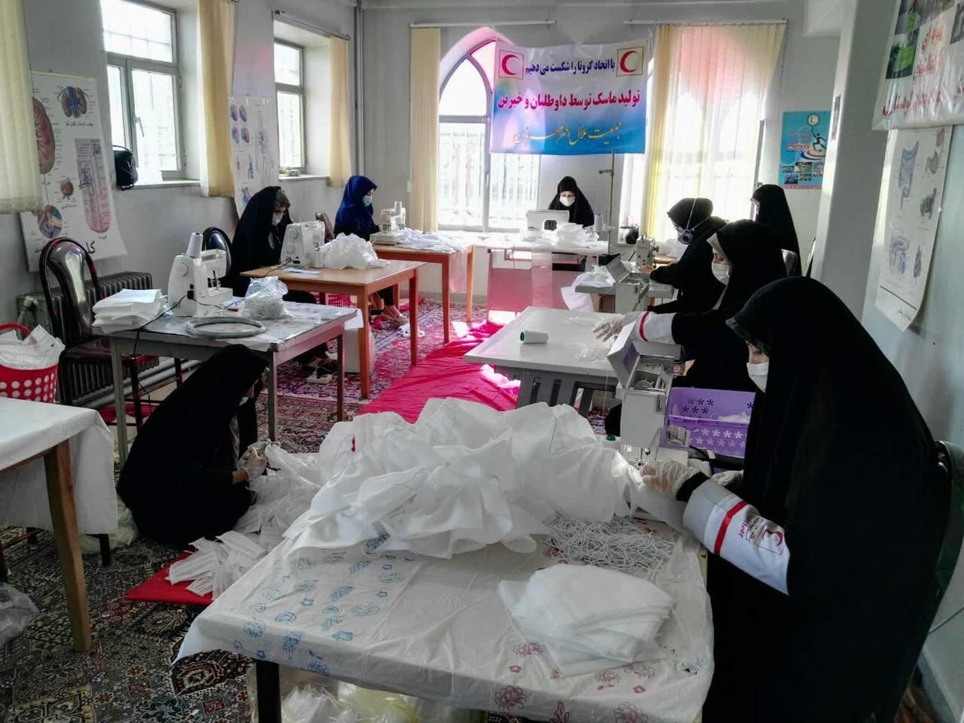 توزیع 21 هزار ماسک در شهرستان‌ ورزقان و شهر مهربان در آذربایجان شرقی